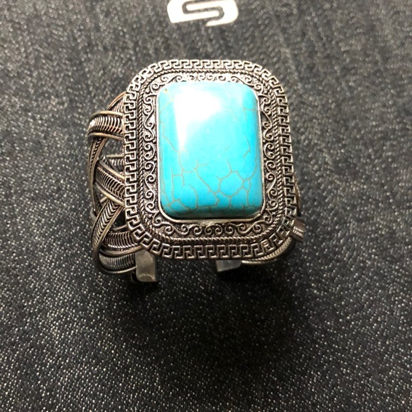 Jewelry - Arm cuff